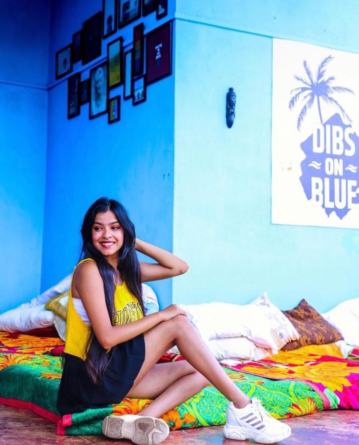 Dibs On Blue Morjim Hostel Εξωτερικό φωτογραφία